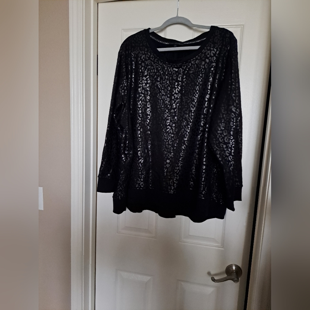 Jane and Delancey Black Leopard Print Blouse